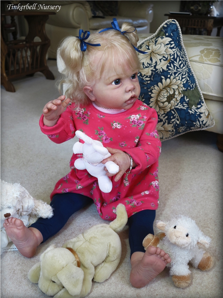 AW380019 Dollkit 28 Tippi